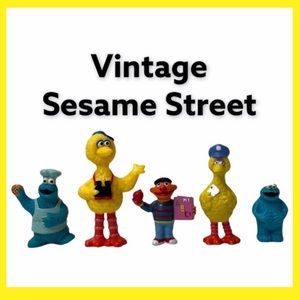 Vintage Sesame Street Big Bird Ernie Cookie Monster 5 Piece Vintage Toys Bundle